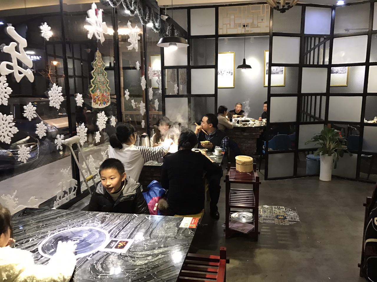 麻辣无情重庆老火锅凯里二店