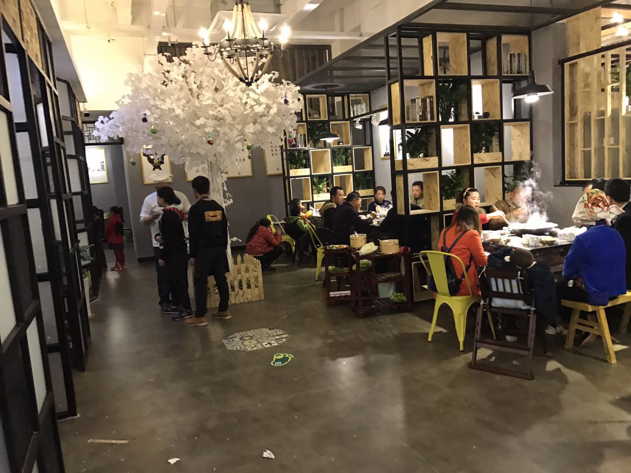 麻辣无情重庆老火锅凯里二店